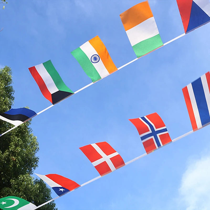 Aerlxemrbrae  14*21cm  String flag  32 countries around the world nations flag small flag   hanging flags